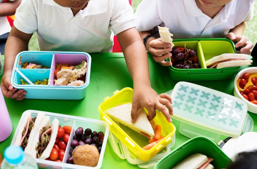 Food Allergies at School: What Parents Should Discuss With Teachers